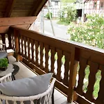 Ferienpension Kuehner Διαμέρισμα Romhild
