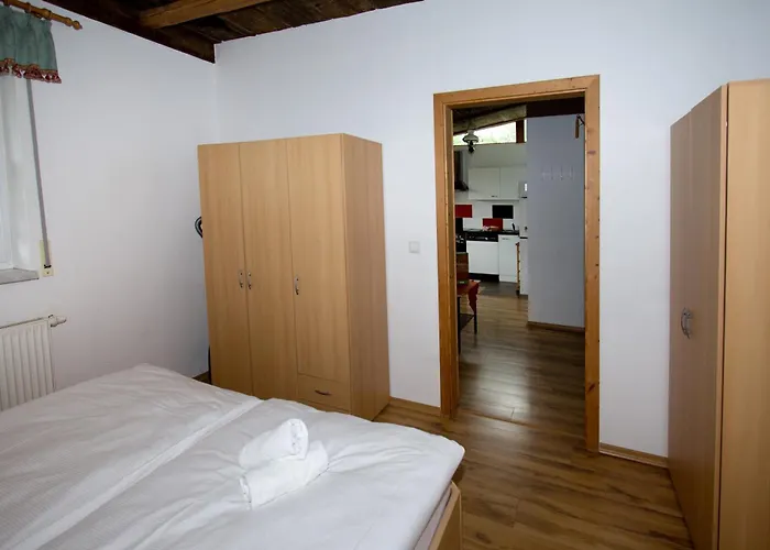 Apartament Ferienpension Kuehner Romhild
